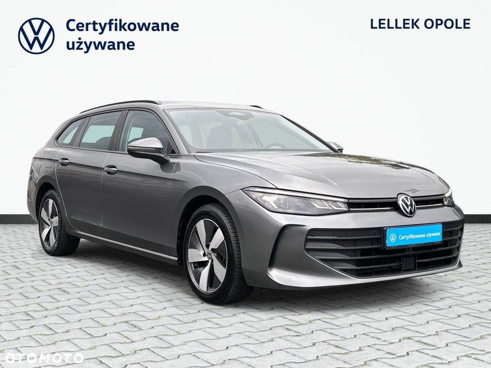 Volkswagen Passat Variant 1.5 TSI ACT mHEV DSG - 5