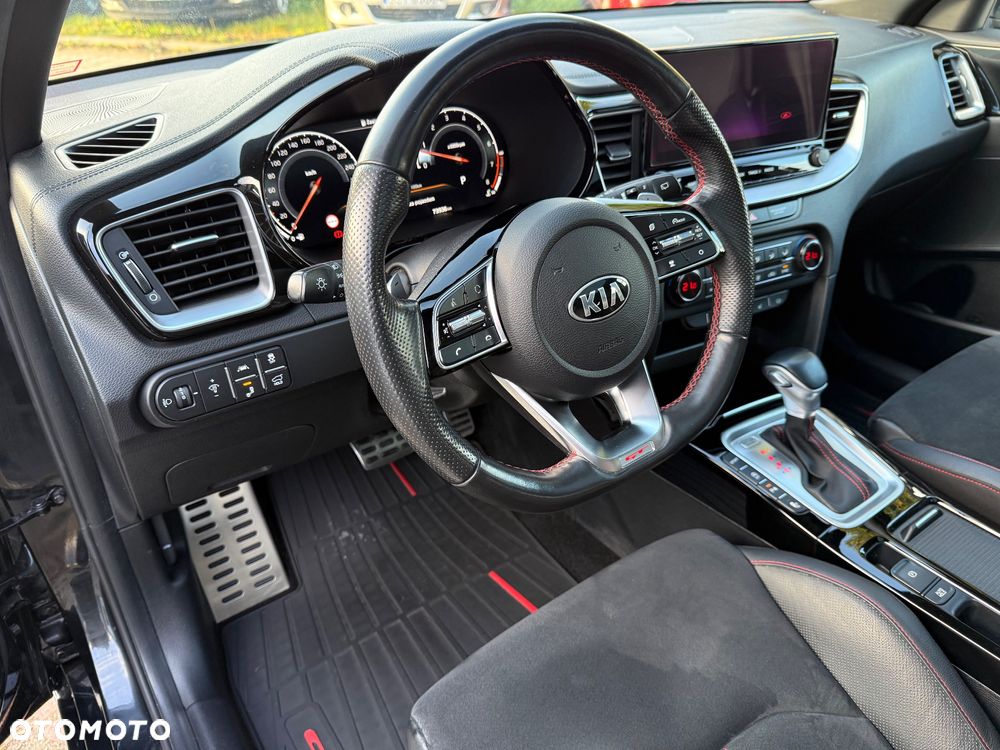 Kia ProCeed 1.6 T-GDI GT DCT - 15