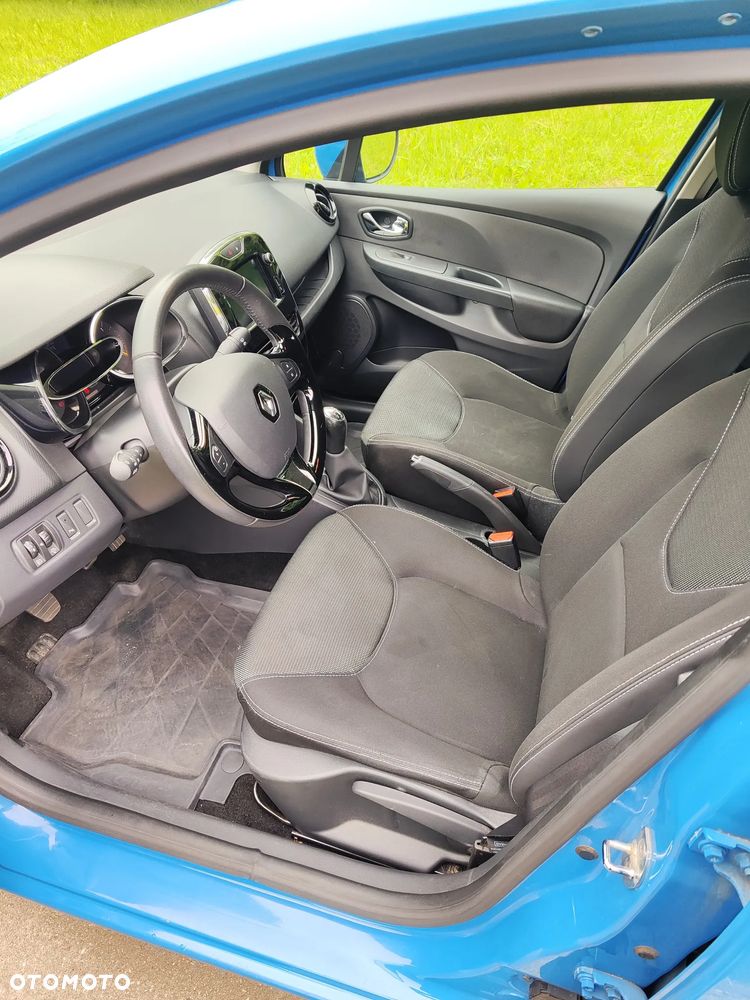 Renault Clio - 8