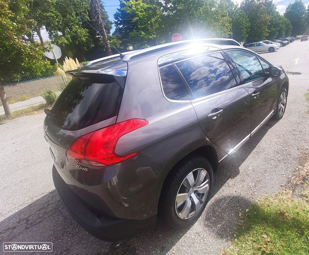 Peugeot 2008 1.6 BlueHDi Allure - 8