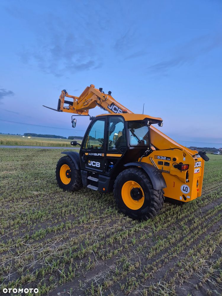 JCB - 2