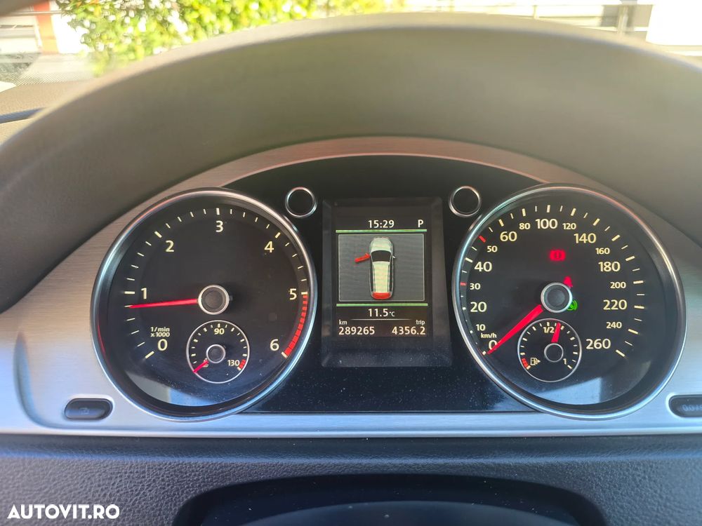 Volkswagen Passat 2.0 TDI BlueMotion Tehnology DSG Highline - 10