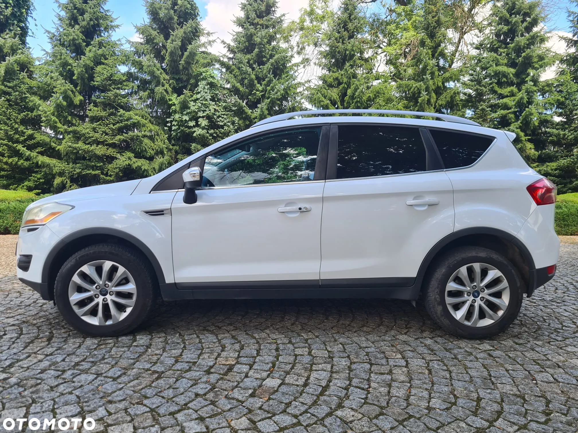Ford Kuga 2.0 TDCi Titanium - 6