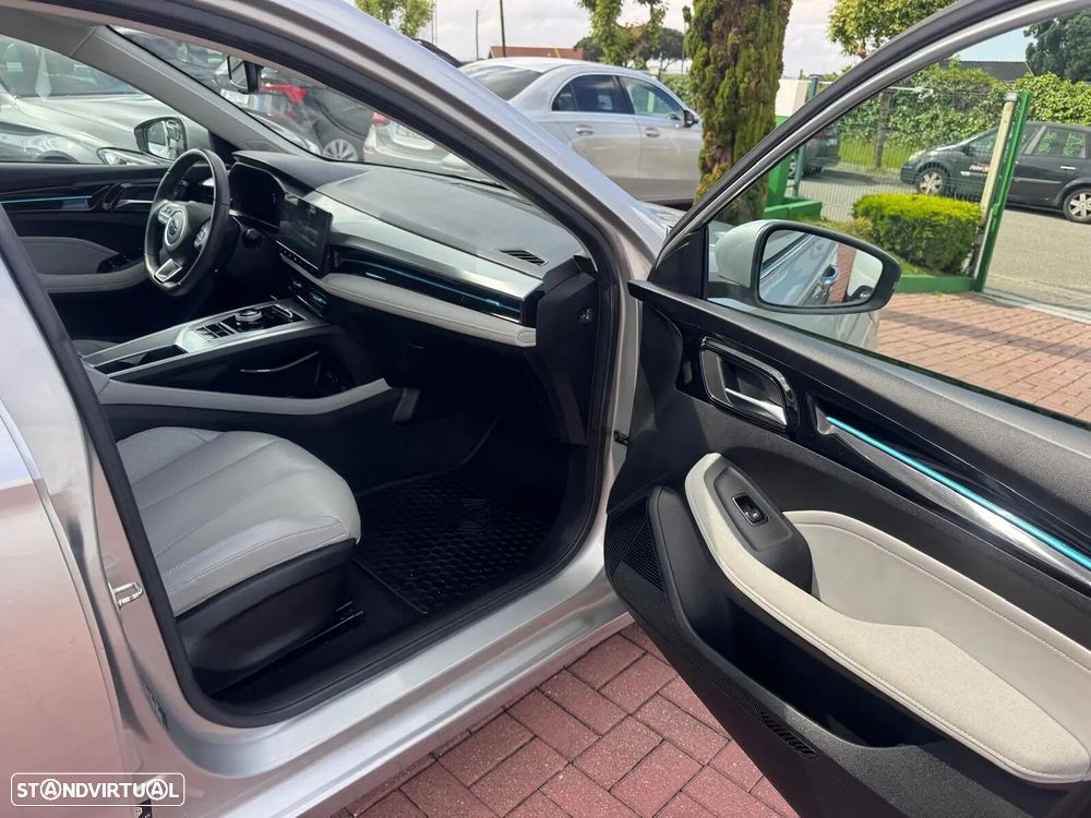 MG MG5 61 kWh Luxury - 28