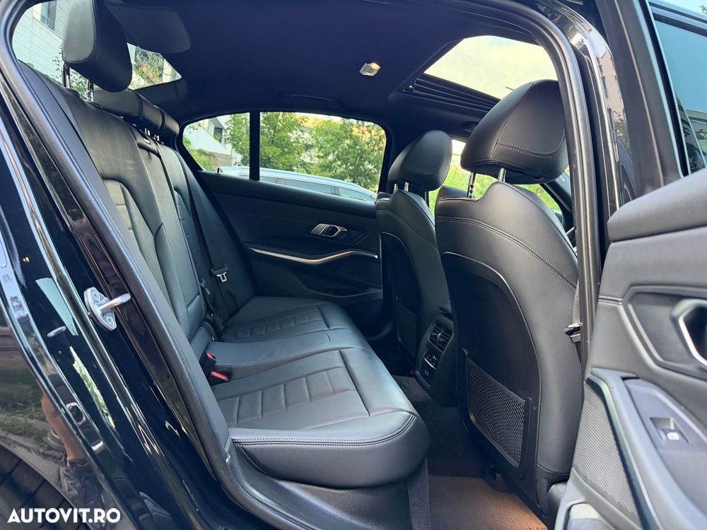 BMW Seria 3 330e Aut. M Sport - 12