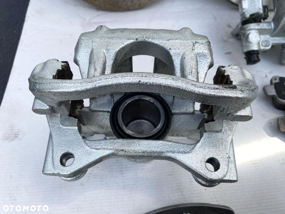 DUCATO BOXER JUMPER 14- HAMULCE TYLNE TYŁ TARCZE KLOCKI ZACISKI BREMBO - 4