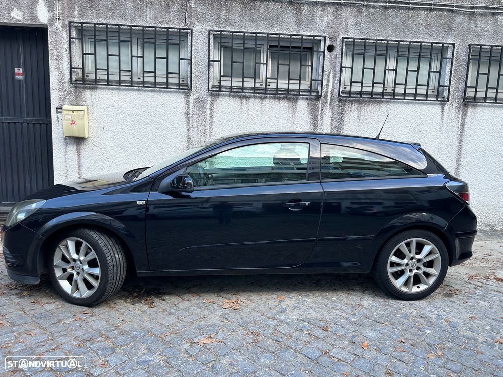 Opel Astra GTC 1.7 CDTi - 3
