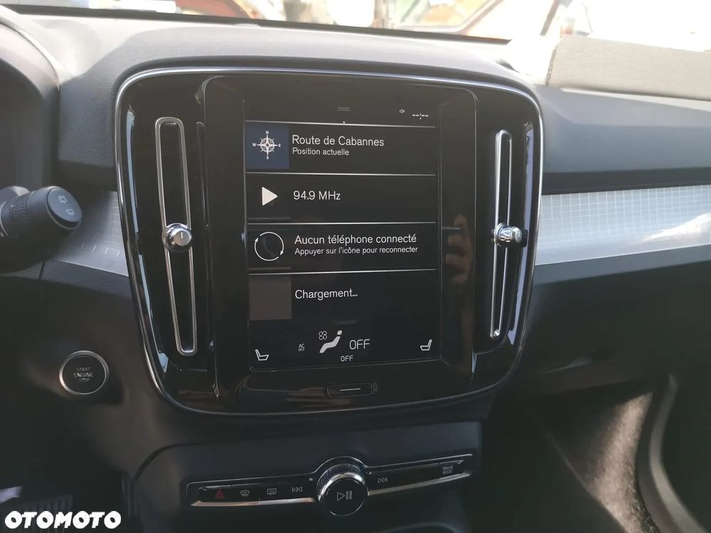 Volvo XC 40 D4 AWD Geartronic Momentum - 24