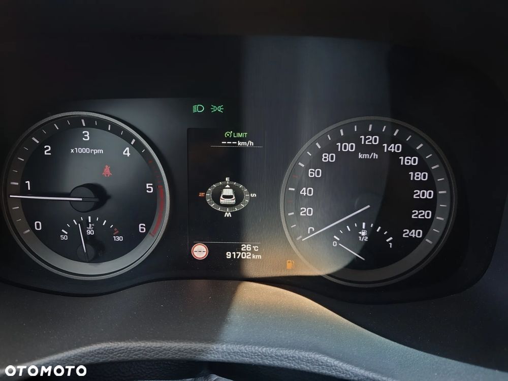Hyundai Tucson 1.7 CRDI BlueDrive Style 2WD - 16