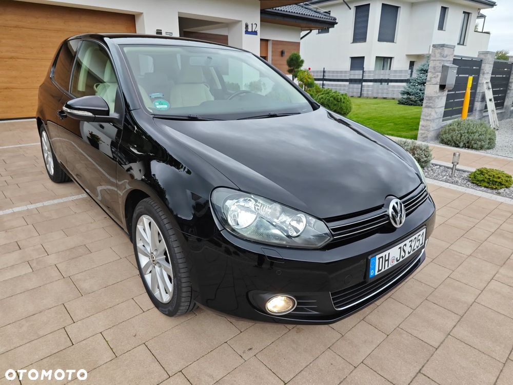 Volkswagen Golf - 25