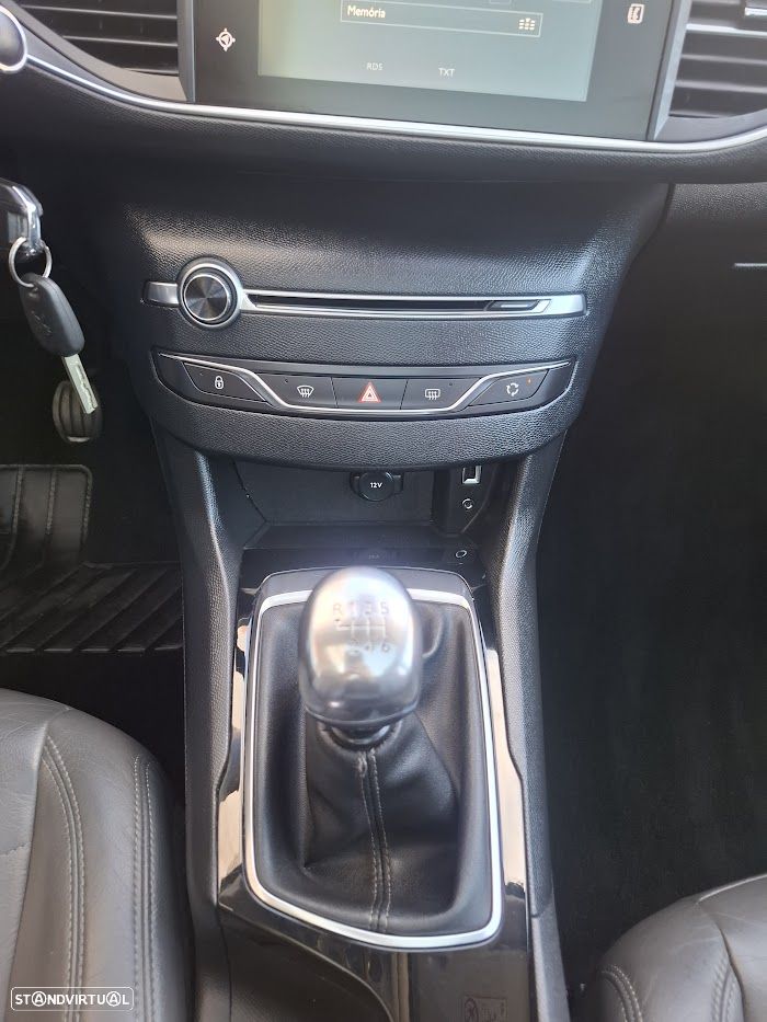 Peugeot 308 SW BlueHDi 120 Stop & Start Allure - 12