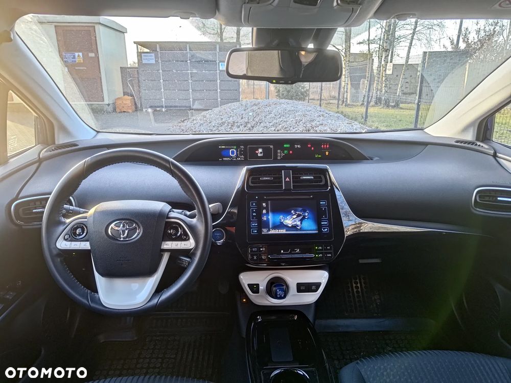 Toyota Prius 1.8 Hybrid Premium - 6