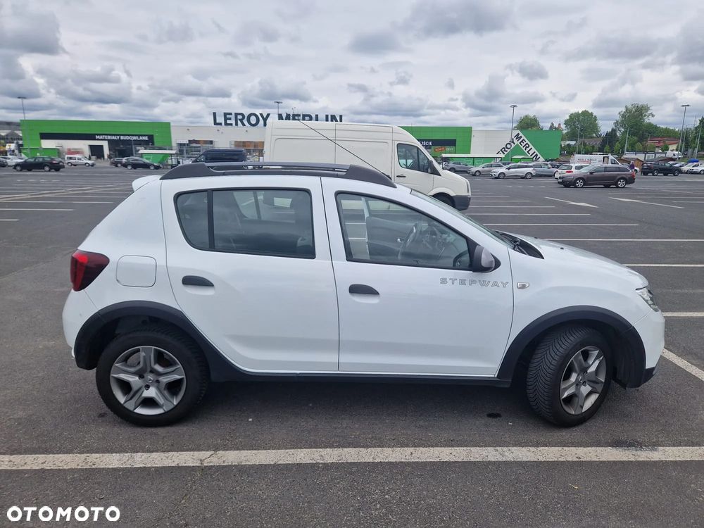 Dacia Sandero Stepway 1.5 dCi Laureate S&S - 4