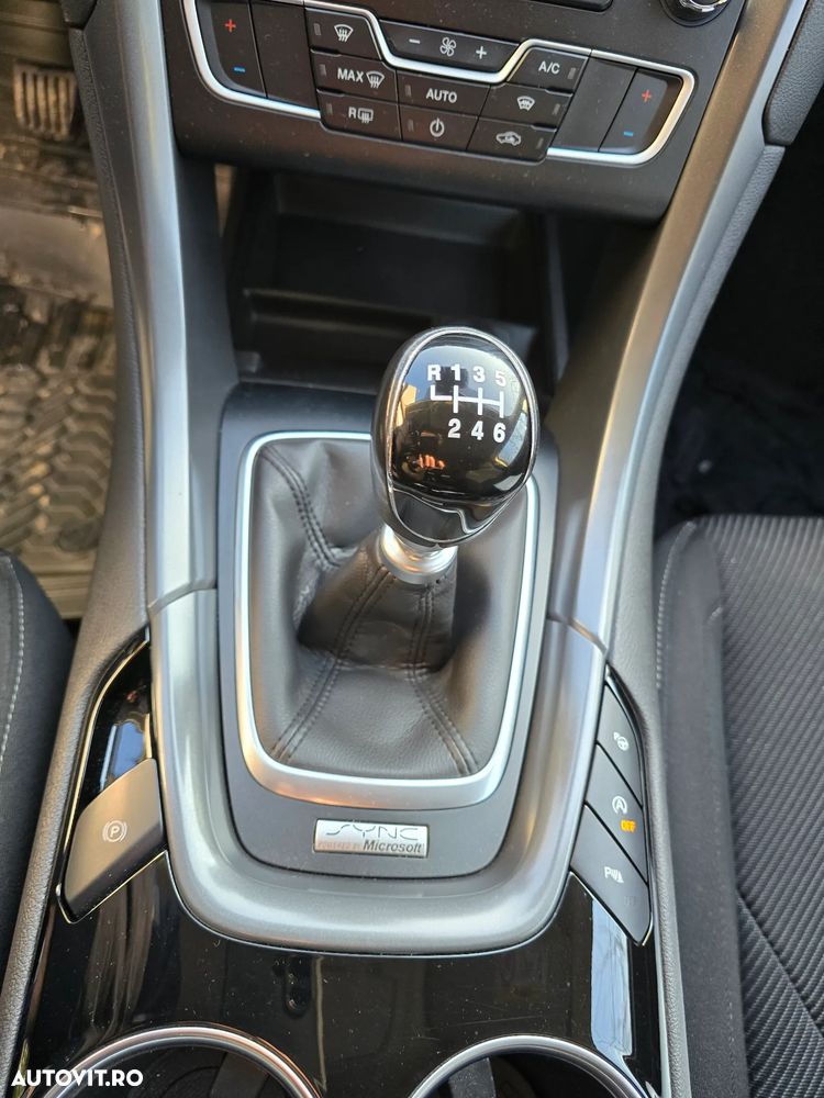 Ford Mondeo 1.6 TDCi Trend - 11