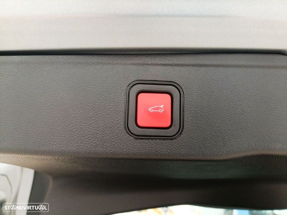 Jeep Avenger 1.2 GSE T3 Altitude - 13