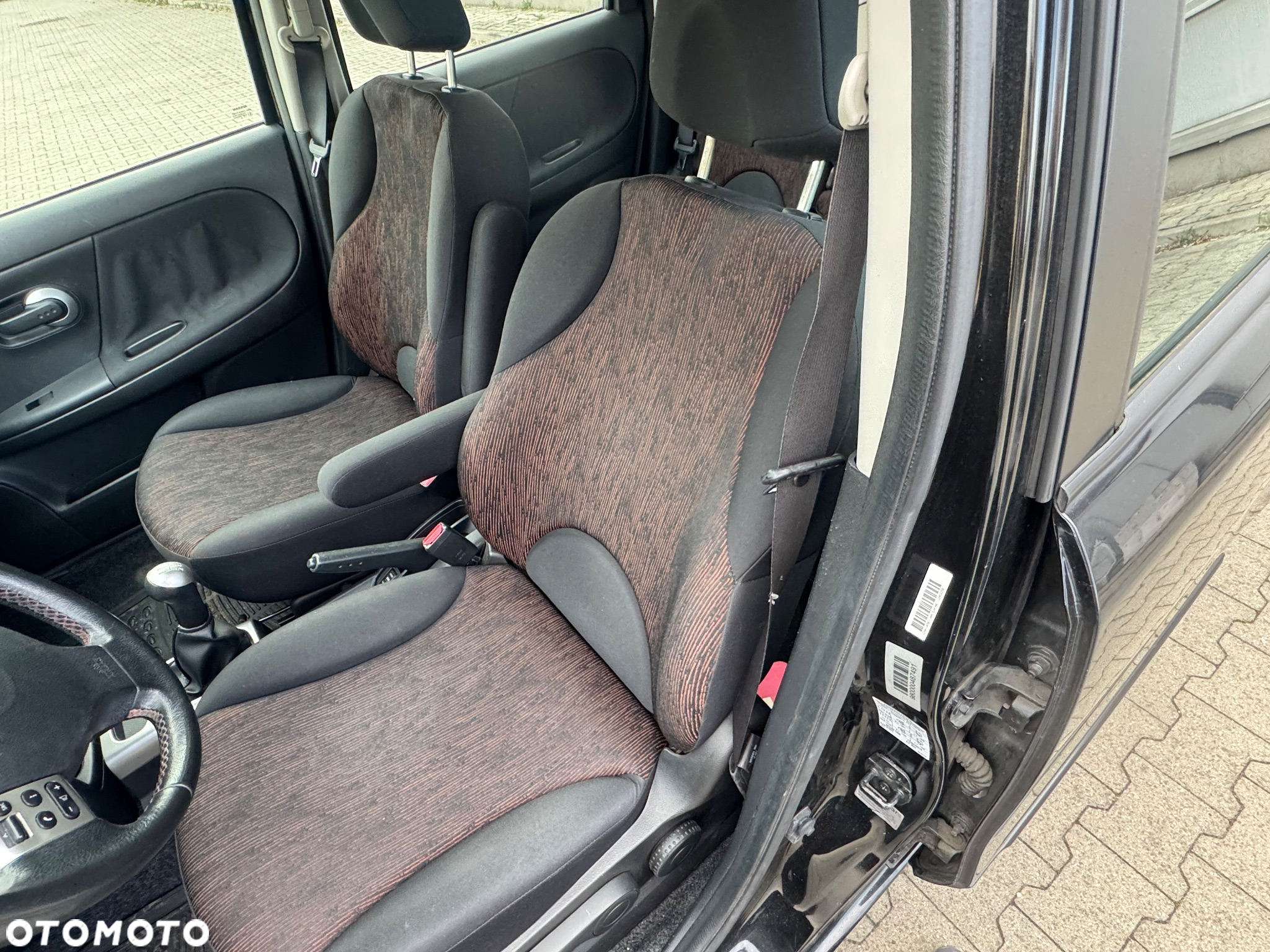 Nissan Note - 11