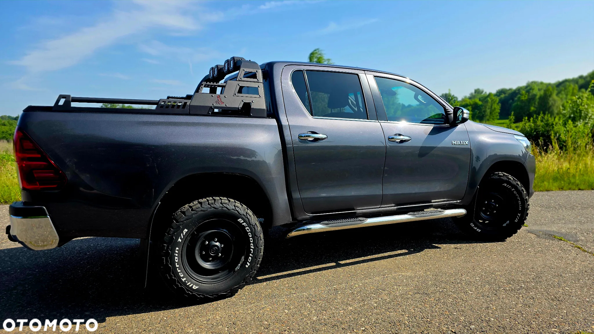 Toyota Hilux 2.4 D-4D Double Cab SR5 4x4