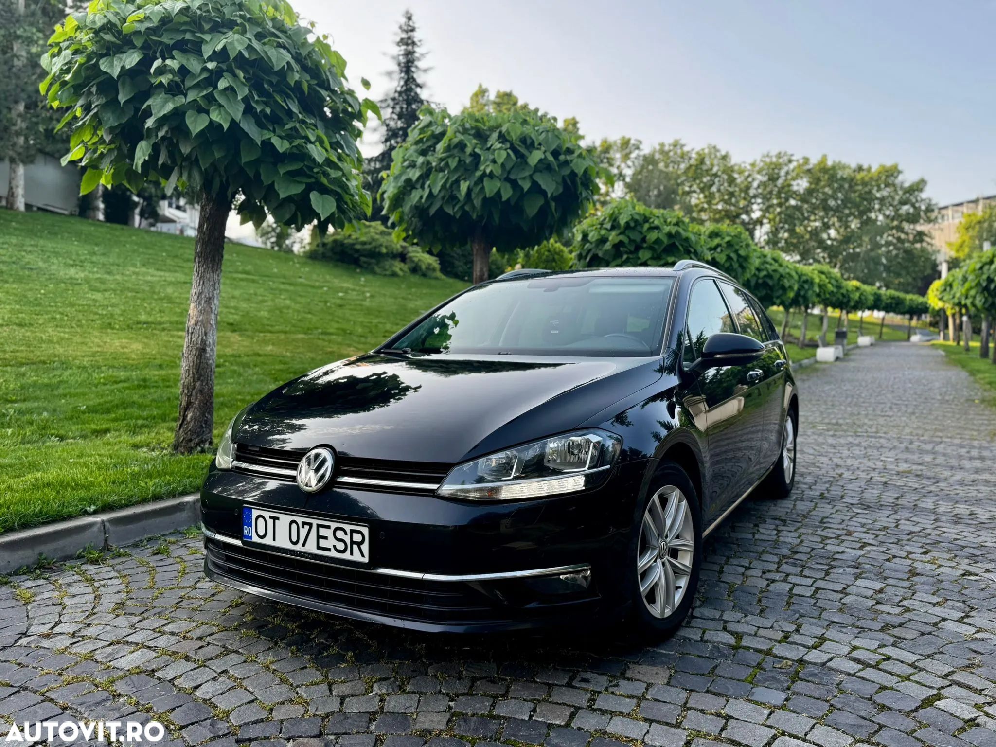 Volkswagen Golf 2.0 TDI Comfortline - 1