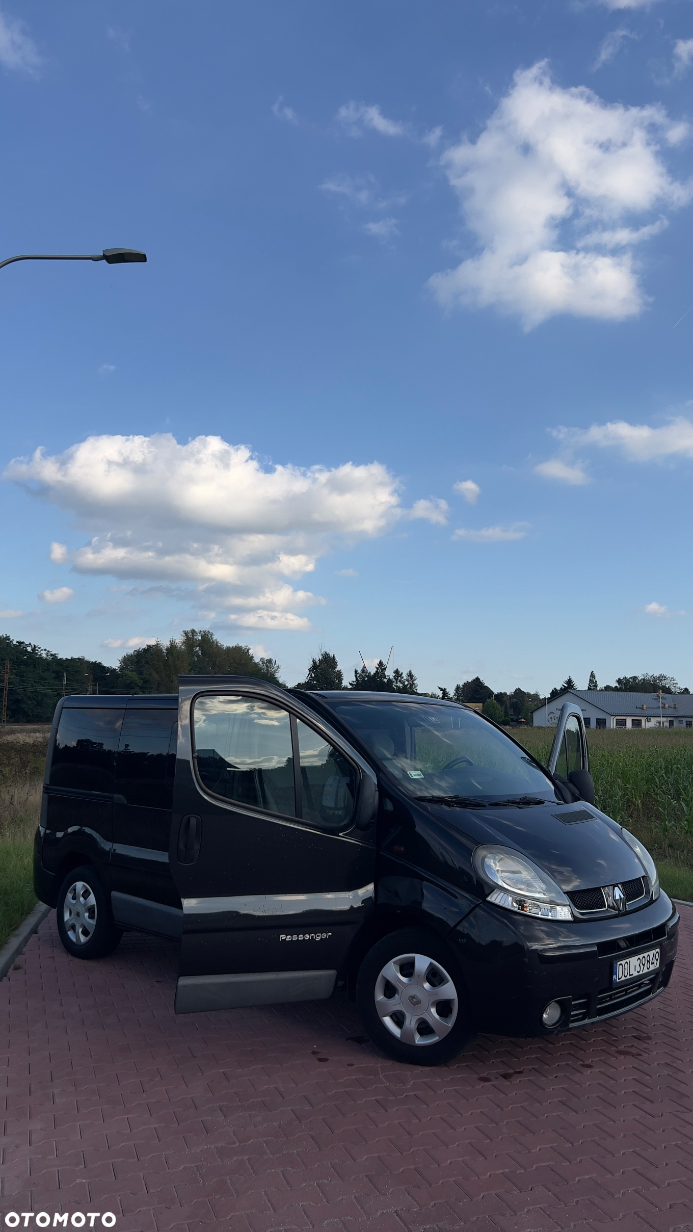 Renault Trafic dCi Passenger - 2