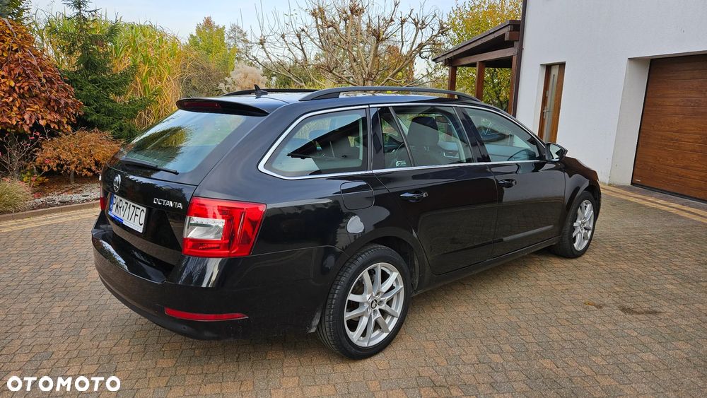 Skoda Octavia 2.0 TDI Style - 6