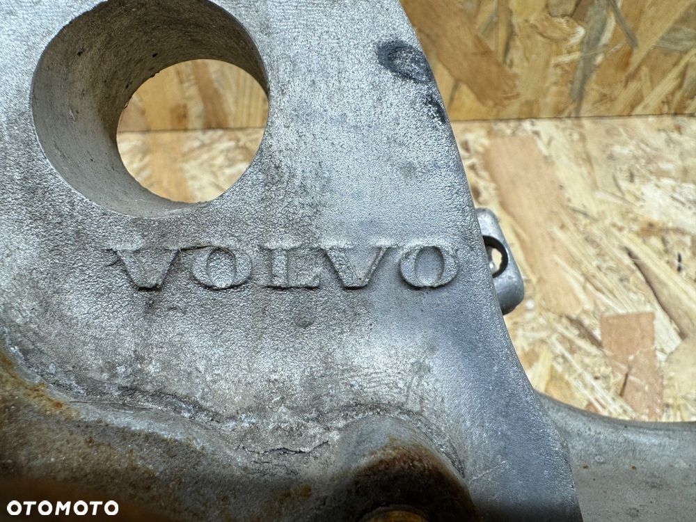 Przednia lewa zwrotnica Volvo s90 v90 II - 4