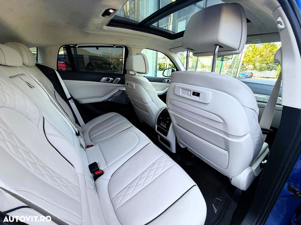 BMW X6 xDrive40i - 24