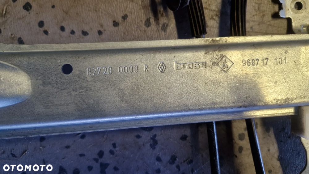RENAULT MEGANE 3 PODNOŚNIK SZYBY PRAWY TYŁ 827200003R - 4