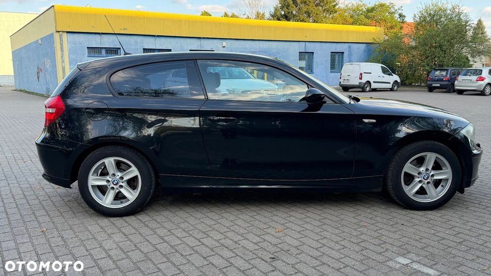 BMW Seria 1 118d DPF Edition Lifestyle - 27