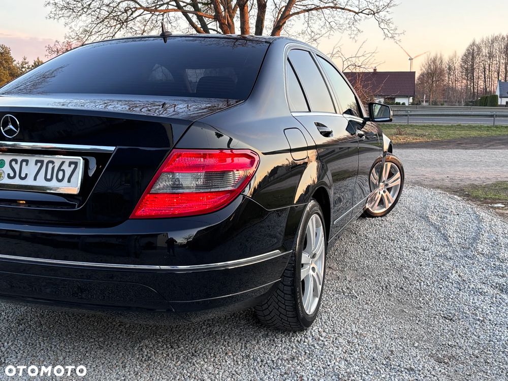 Mercedes-Benz Klasa C 180 Kompressor Avantgarde - 29