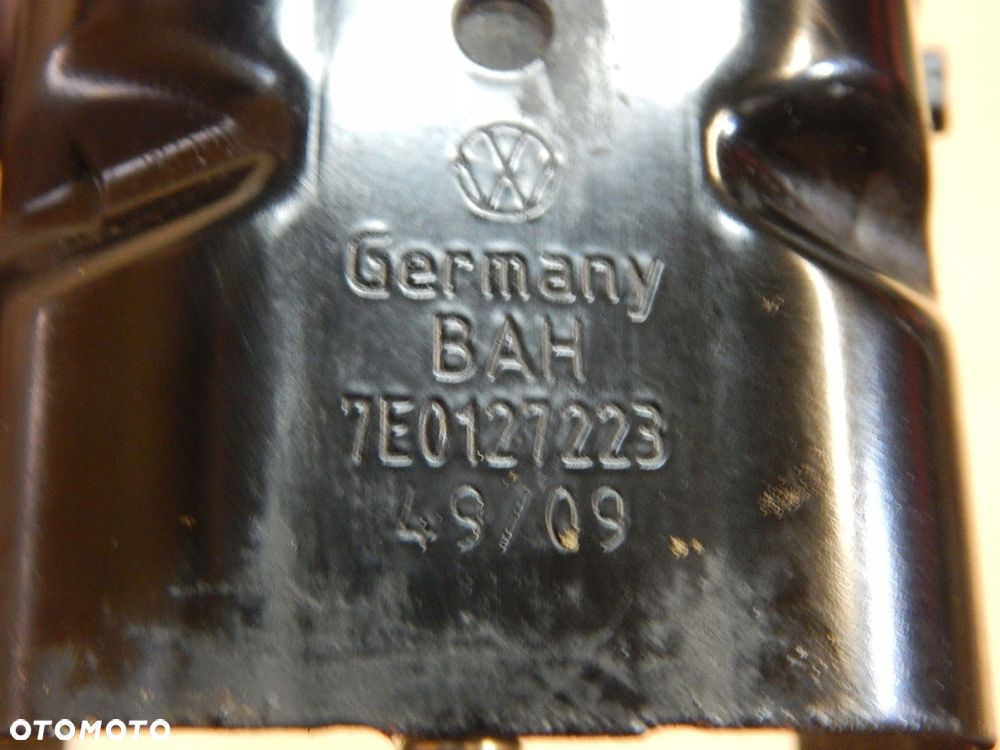 vw t5 lift pompa paliwa uchwyt mocowanie filtr paliwa 2.0 tdi 7e0127223 - 3