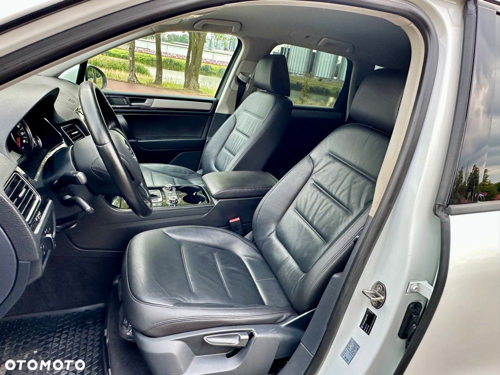 Volkswagen Touareg - 28