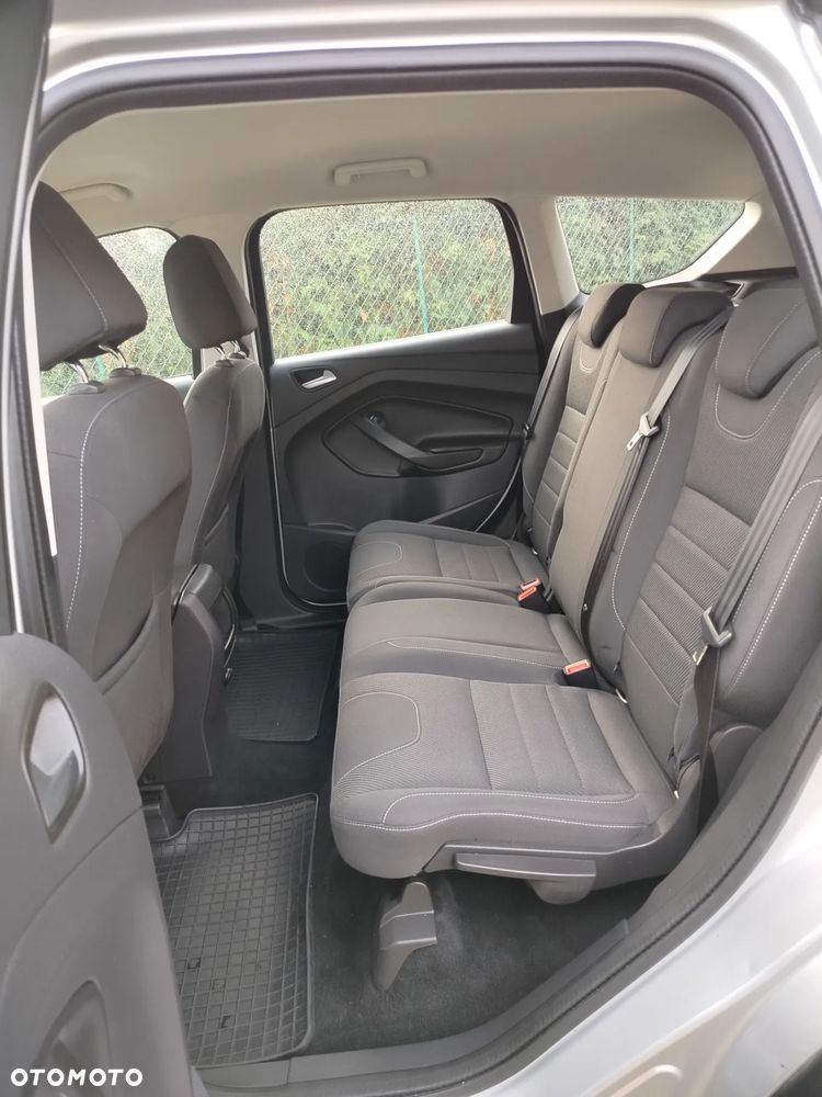 Ford Kuga 2.0 TDCi 4x4 Trend - 18