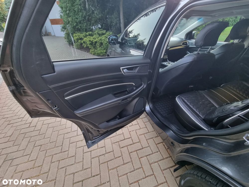 Ford Edge 2.0 EcoBlue Twin-Turbo 4WD Vignale - 13