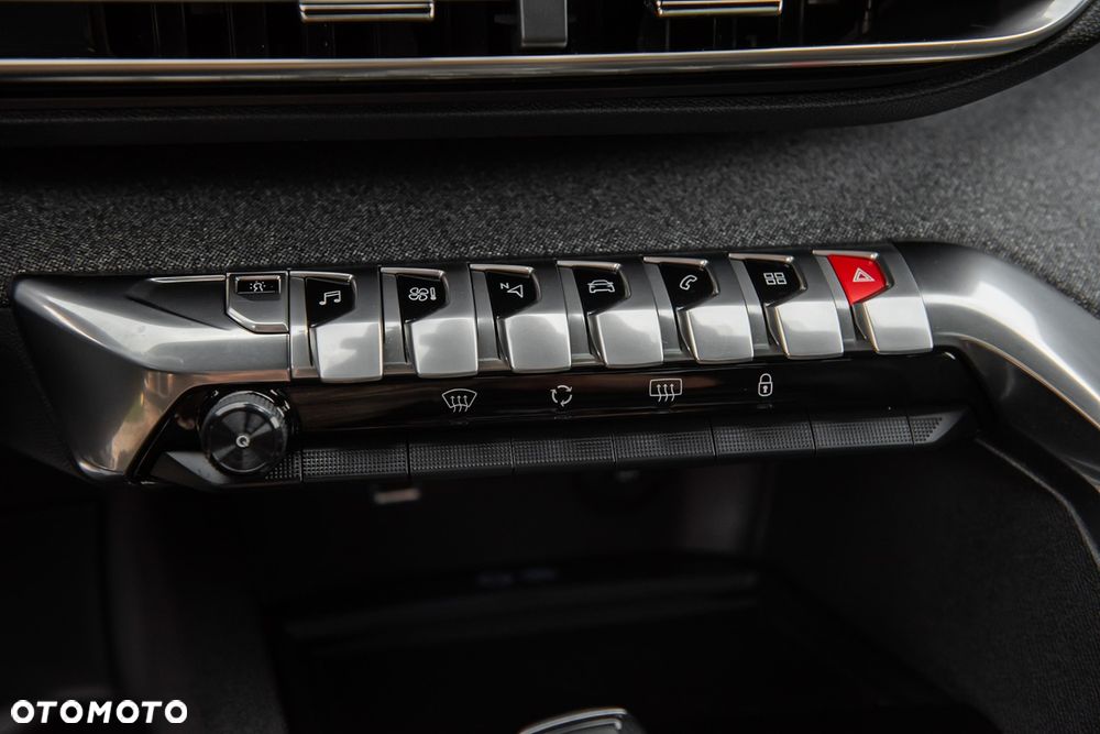 Peugeot 3008 THP 165 EAT6 Stop & Start Allure - 23