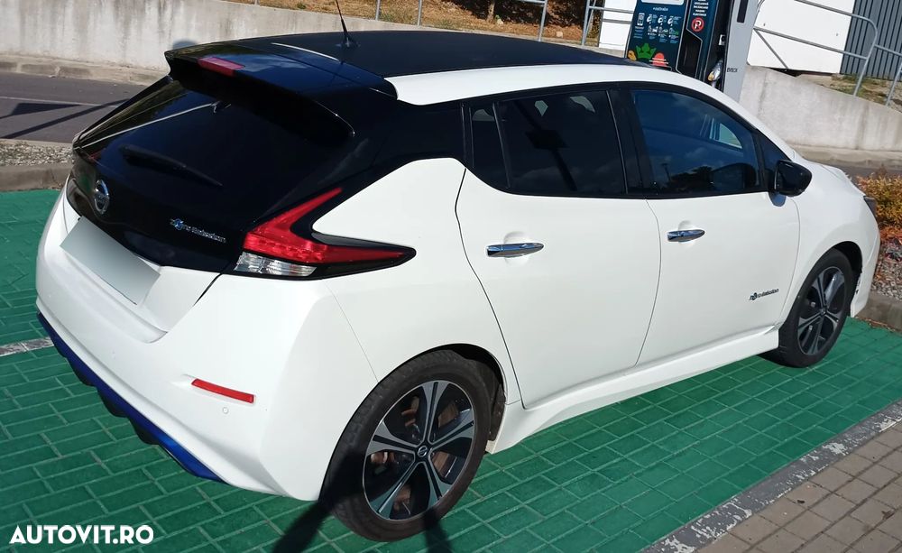Nissan LEAF Tekna - 4