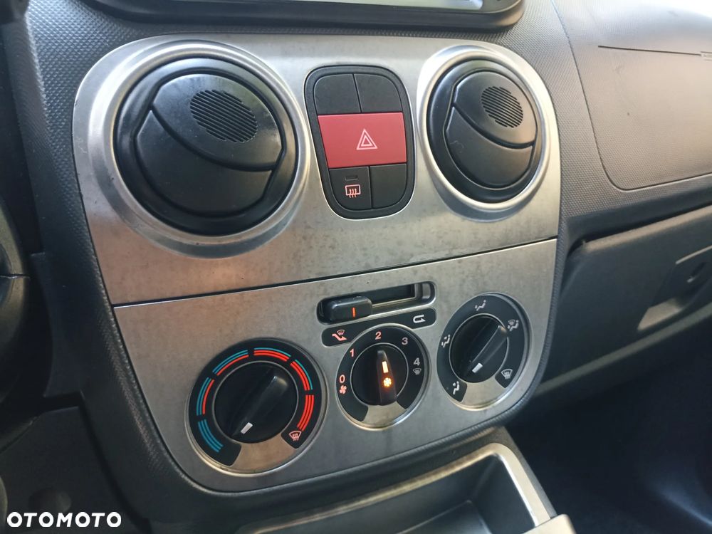 Fiat Qubo 1.4 8V MyLife - 23