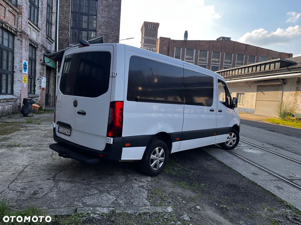 Mercedes-Benz Sprinter - 4