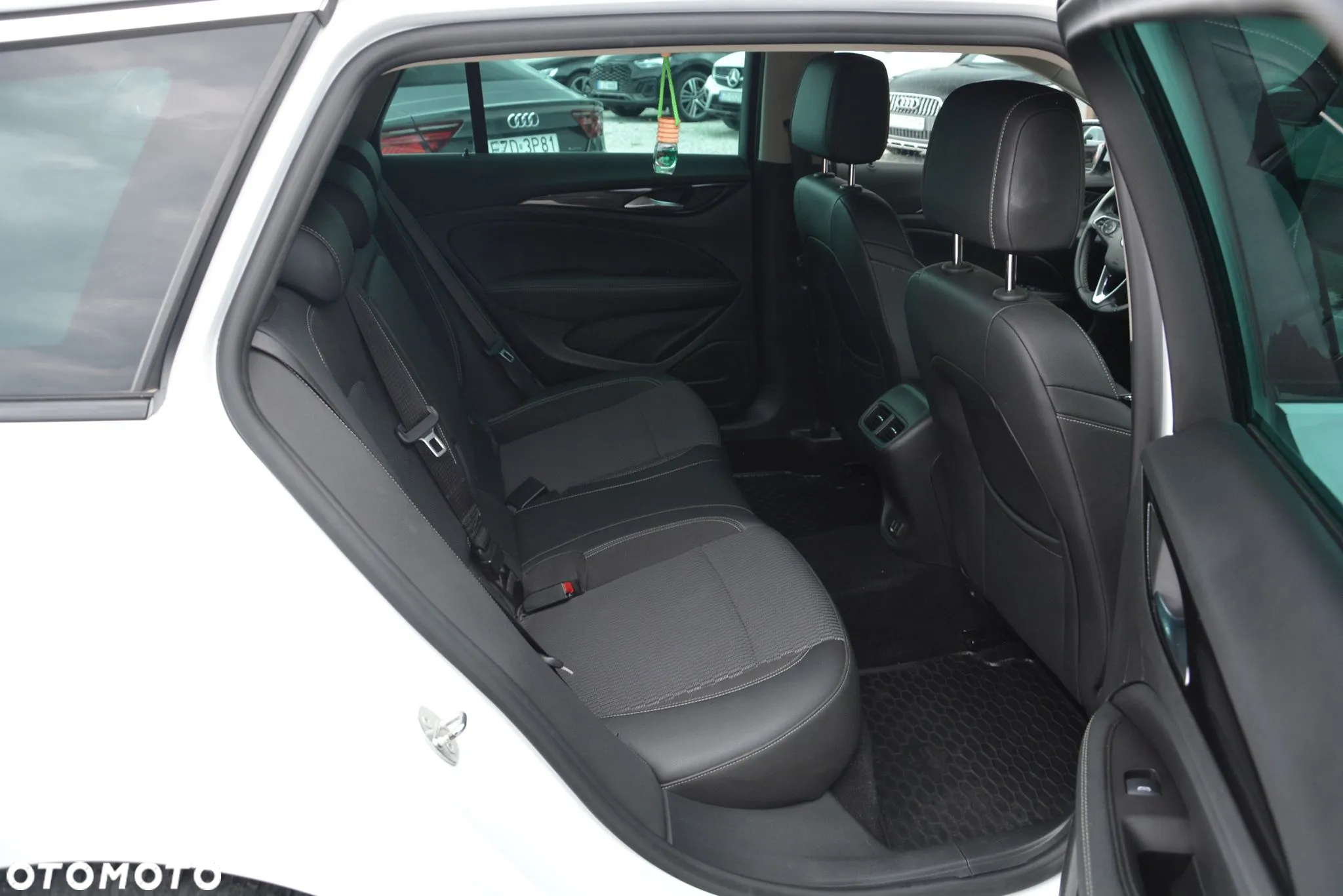 Opel Insignia CT 2.0 CDTI Exclusive S&S - 21