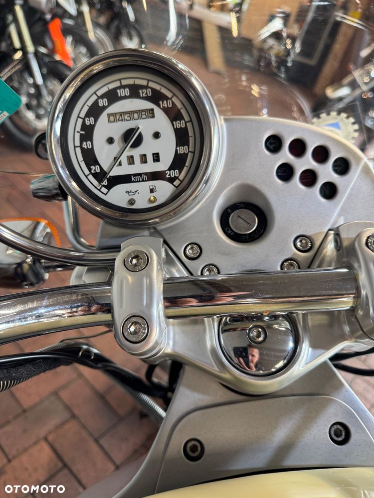 BMW R - 25