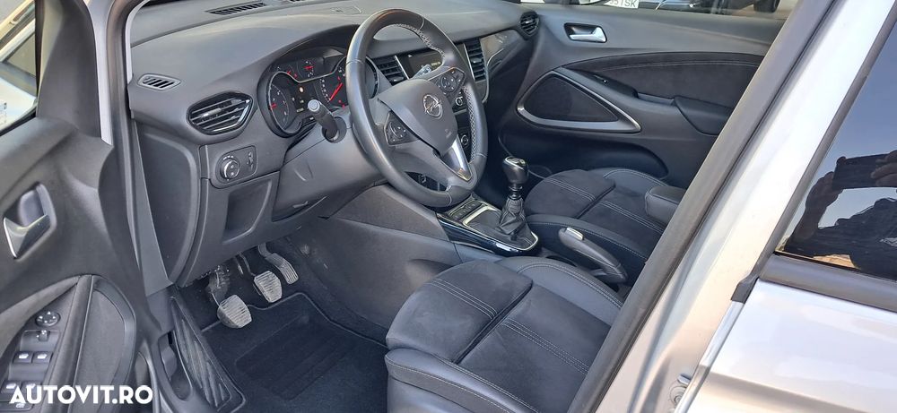 Opel Crossland - 16