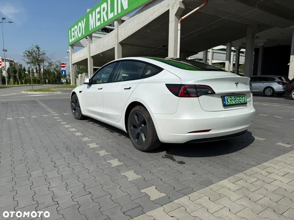 Tesla Model 3 Long Range AWD - 11