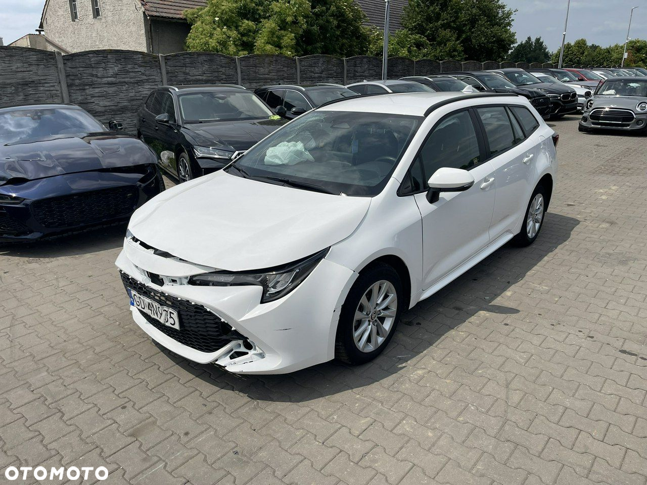 Toyota Corolla - 4