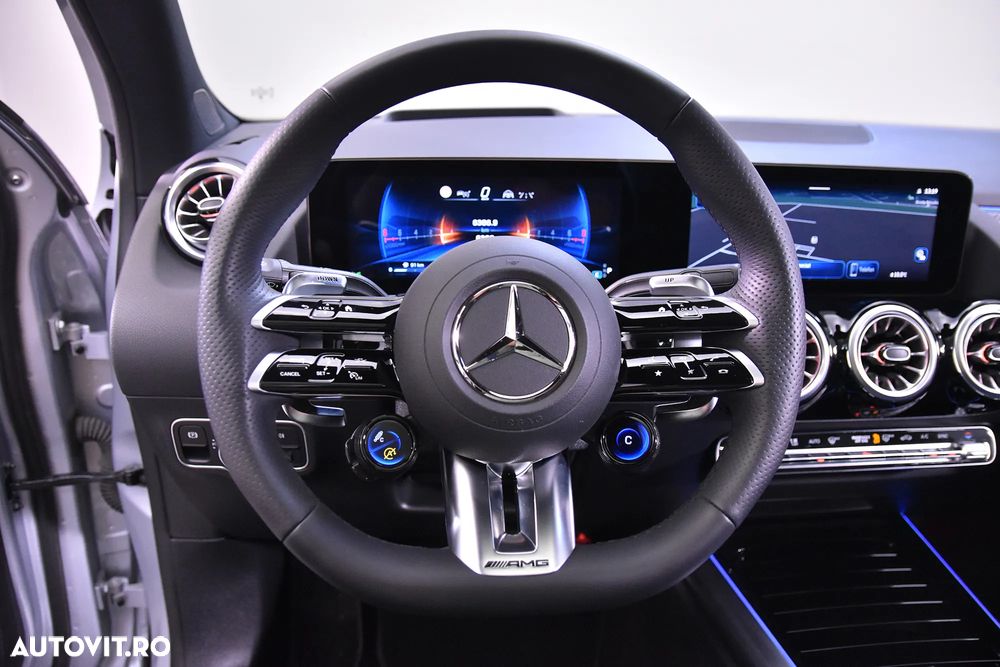 Mercedes-Benz GLA AMG 35 4MATIC - 17