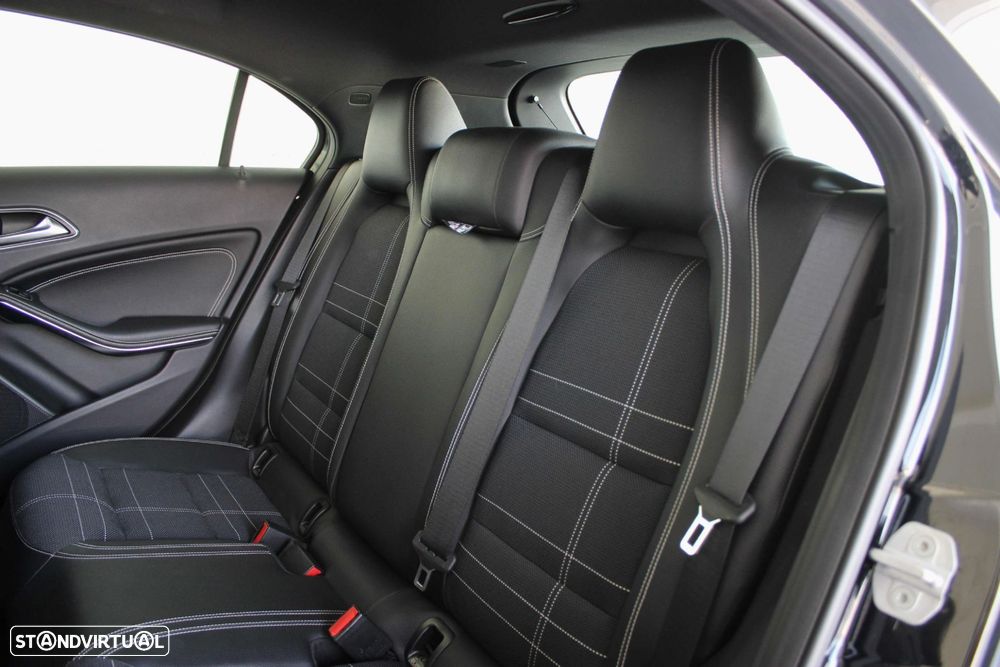 Mercedes-Benz A 180 CDi BE Urban - 36