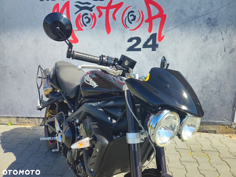 Triumph Street Triple - 27