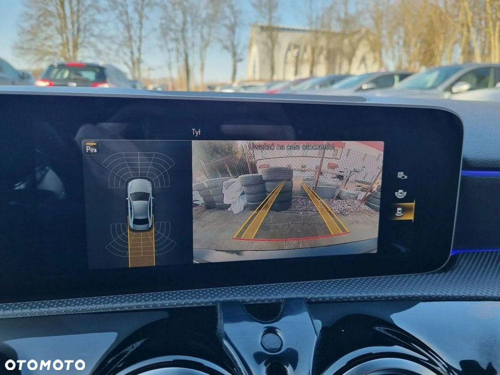 Mercedes-Benz Klasa A 220 4Matic 7G-DCT AMG Line - 23