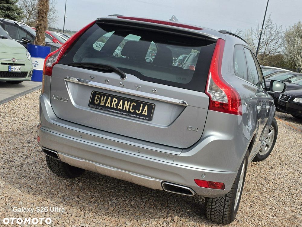 Volvo XC 60 D4 Momentum - 25