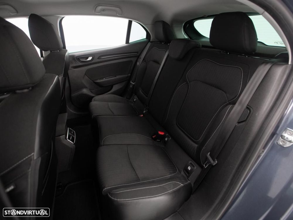 Renault Mégane 1.5 dCi Limited EDC - 9