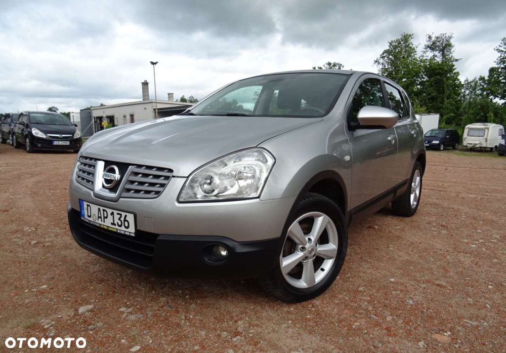 Nissan Qashqai - 1