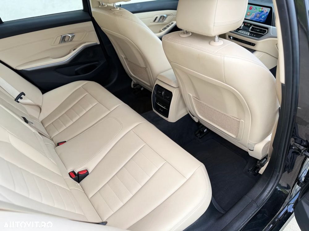 BMW Seria 3 330e Aut. Advantage - 22